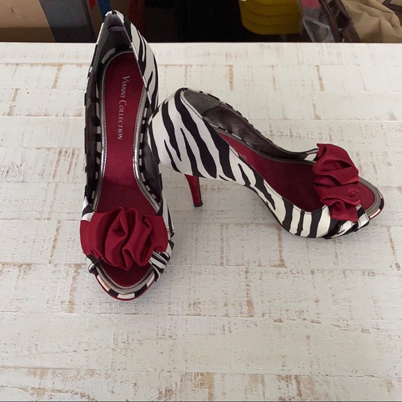 Vianni collection zebra print red heels peep toe - Picture 2 of 4